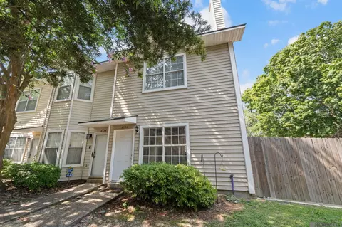 4146 Jefferson Woods Dr, Baton Rouge, LA 70809