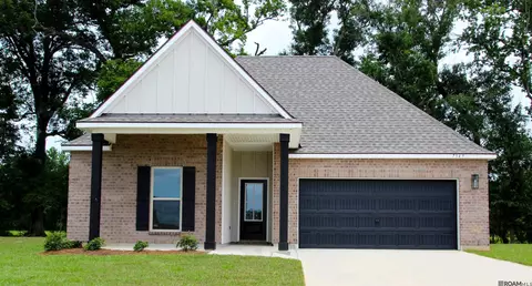 7349 Brook Hollow Dr, Zachary, LA 70791