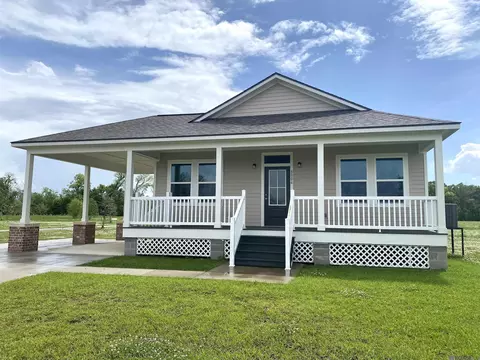 8843 Heron Way, New Roads, LA 70760
