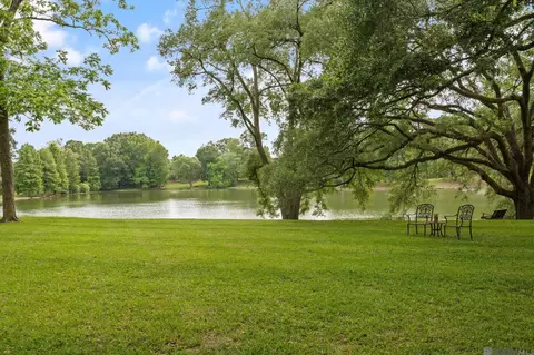 16366 S Fulwar Skipwith Rd, Baton Rouge, LA 70810