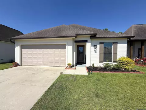 12051 Rotterdam Ave, Geismar, LA 70734