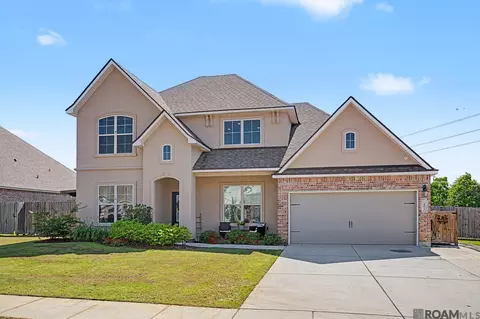 34074 Kingfisher St, Denham Springs, LA 70706