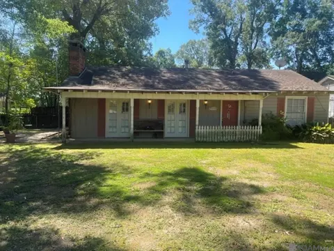 5754 College Dr, Baton Rouge, LA 70806