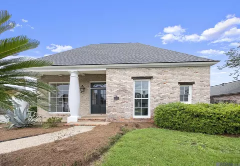 5515 N Pointer Ct, Baton Rouge, LA 70808
