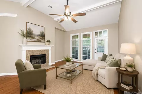 7955 Jefferson Place Blvd # 33-D, Baton Rouge, LA 70809