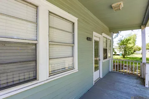 Exterior - 4111 Main St, Addis, LA 70710 photo 3 of 6