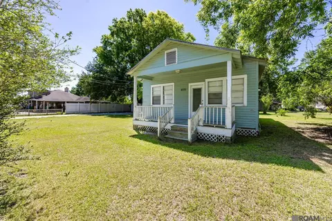 Exterior - 4111 Main St, Addis, LA 70710 photo 2 of 6