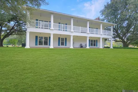 22460 Sutter Ln, Zachary, LA 70791