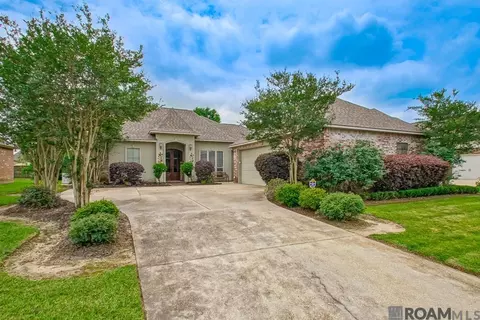 13370 Brookcrest Ave, Walker, LA 70785