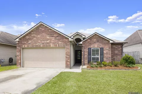 11397 Ashwood Ct, Denham Springs, LA 70726