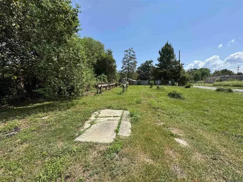2307 Deslonde St, New Orleans, LA 70117