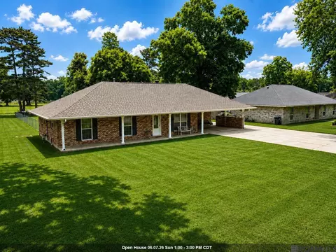 45046 Riverside Estates Dr, Saint Amant, LA 70774
