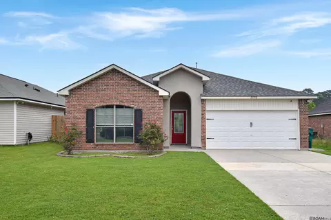 23592 Country Manor Ave, Denham Springs, LA 70726