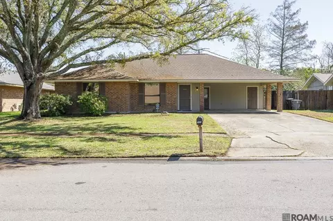 9853 Hawthorne Dr, Baton Rouge, LA 70809