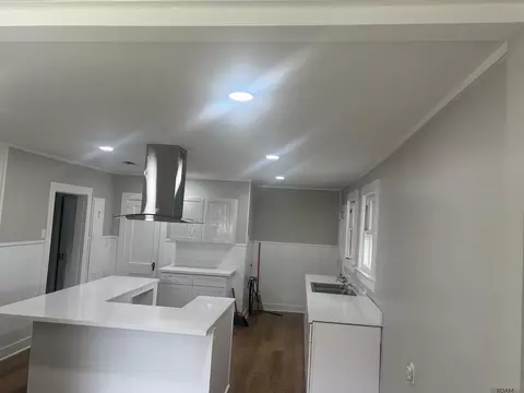 Kitchen - 13332 Plank Rd, Baker, LA 70714 photo 2 of 6