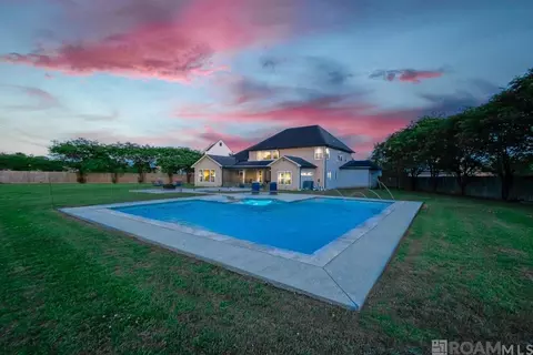 2239 St Andrews Ave, Zachary, LA 70791