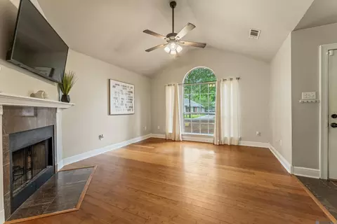 Living - 70433 J St, Covington, LA 70433 photo 1 of 3
