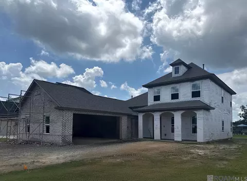 37425 Hereford St, Prairieville, LA 70769