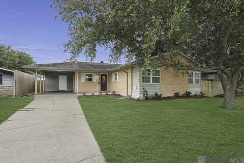 5716 Boutall St, Metairie, LA 70003