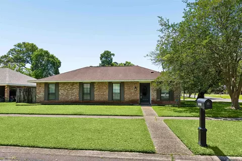 16810 Dahlgren Ave, Baton Rouge, LA 70817