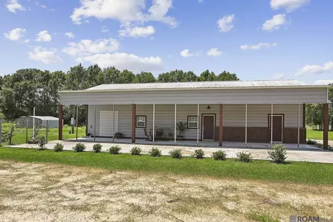 11710 Peairs Rd, Zachary, LA 70791