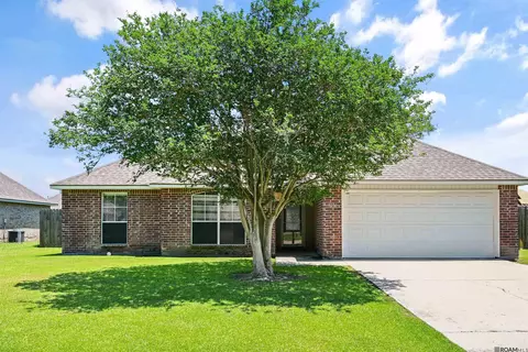 5260 Cicero Dr, Darrow, LA 70725