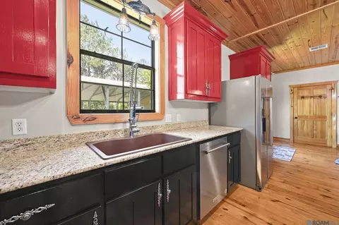 Kitchen - 18003 Faller Rd, Tickfaw, LA 70466 photo 2 of 3