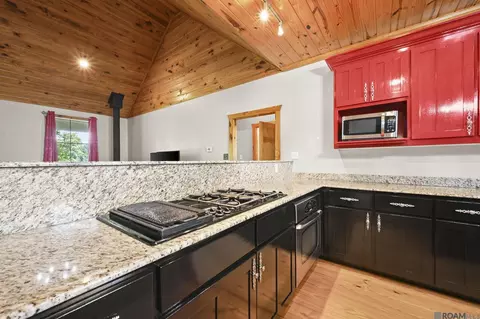 Kitchen - 18003 Faller Rd, Tickfaw, LA 70466 photo 3 of 3
