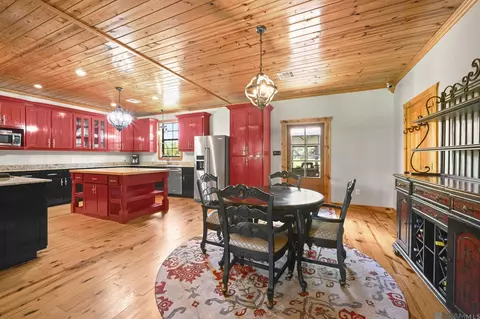 Dining - 18003 Faller Rd, Tickfaw, LA 70466 photo 1 of 2