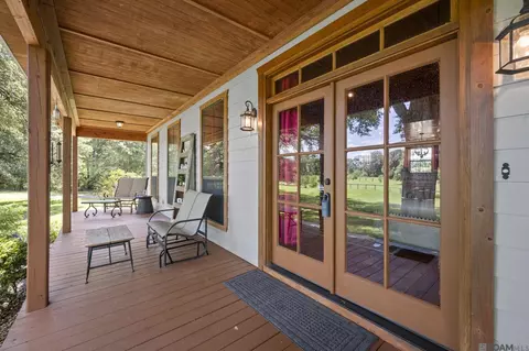 Exterior - 18003 Faller Rd, Tickfaw, LA 70466 photo 6 of 11