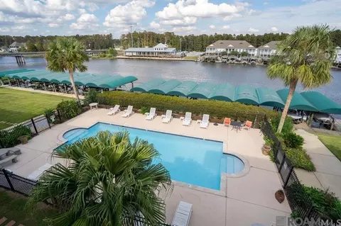 12430 River Highlands # W, Saint Amant, LA 70774
