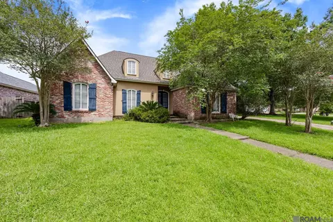 16306 Winding Ridge Ave, Prairieville, LA 70769