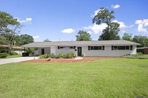 11555 Robin Hood Dr, Baton Rouge, LA 70815