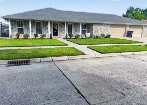 2537 Judy Dr, Meraux, LA 70075