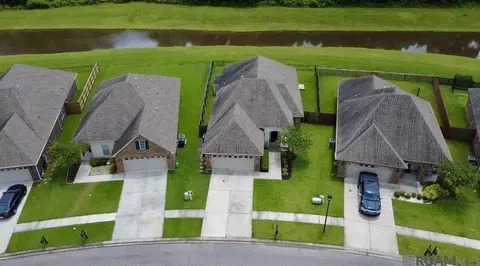 38363 Brown Rd, Prairieville, LA 70769