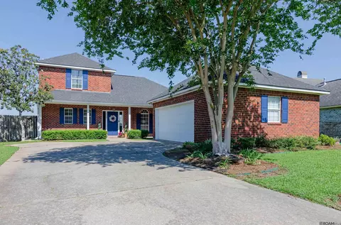 18424 Lakehaven Ct, Baton Rouge, LA 70817