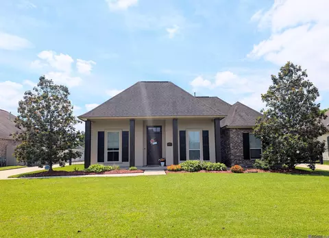 39102 Driftwood Crossing Ct, Gonzales, LA 70737