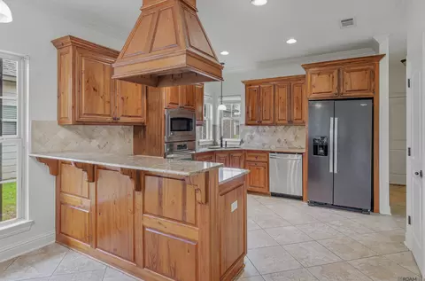 1335 Miguel Ave, Saint Gabriel, LA 70776