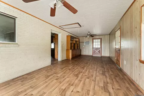 403 Vatican Dr, Donaldsonville, LA 70346