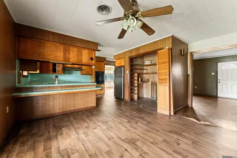 403 Vatican Dr, Donaldsonville, LA 70346
