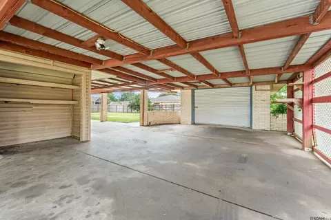 403 Vatican Dr, Donaldsonville, LA 70346