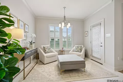 570 White Egret Dr, Baton Rouge, LA 70810