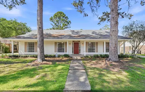 15833 Hogenville Ave, Baton Rouge, LA 70817
