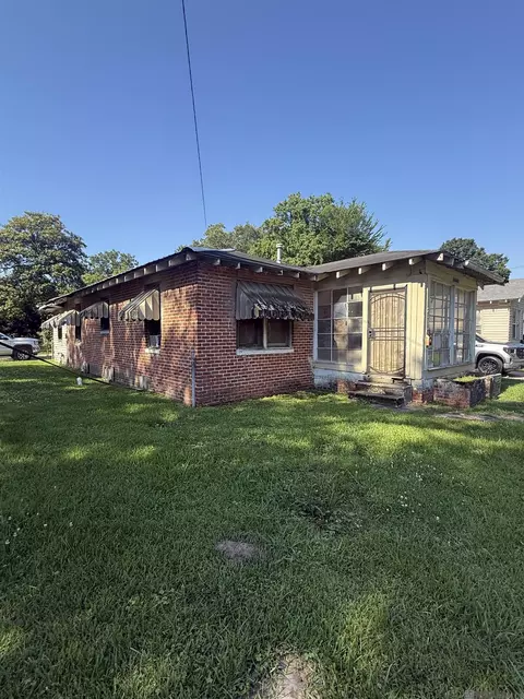 2652 Hollywood St, Baton Rouge, LA 70805