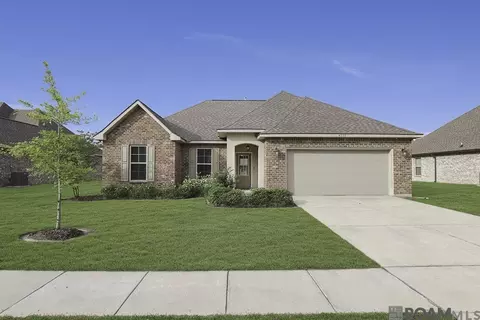 4757 Bayou Plantation Dr, Addis, LA 70710