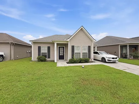 13541 Lily Ave, Walker, LA 70785