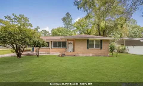 1542 N Woodcrest Ave, Denham Springs, LA 70726