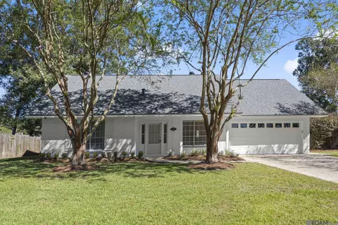 12269 N Lakeview Dr, Baton Rouge, LA 70810