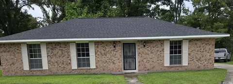 6726 Pine Island Ave, Baton Rouge, LA 70811