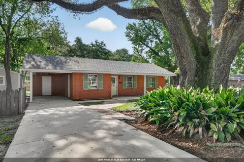 4615 41st St, Zachary, LA 70791